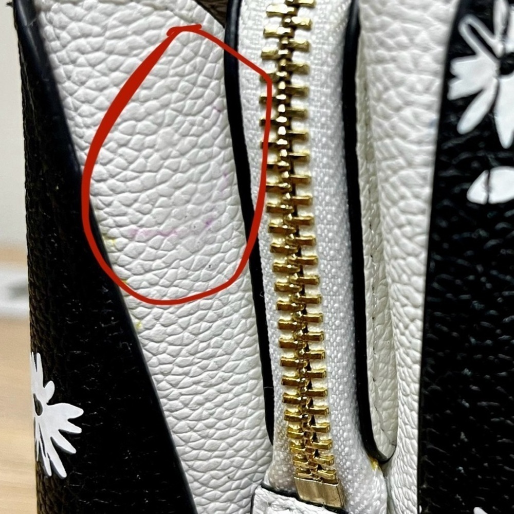 Kate Spade Black and White Floral Crossbody - Picture 11 of 16